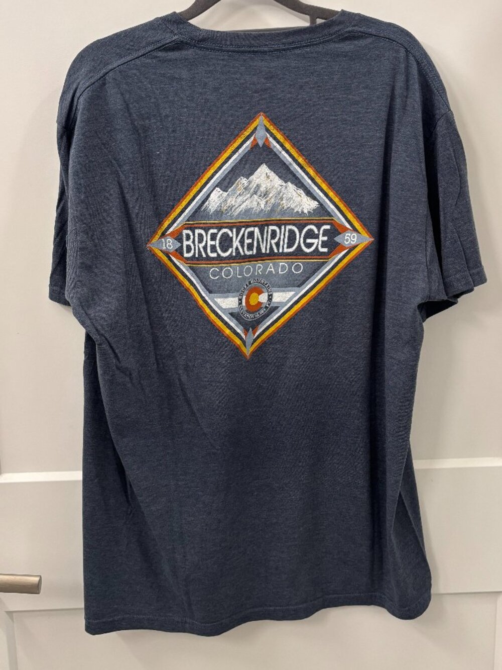 Blue 84 Breckenridge Colorado Graphic T-Shirt Blue/Gray Size L